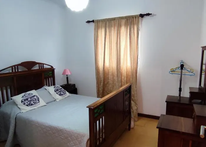 Casa Da Torre * Ribeira Grande